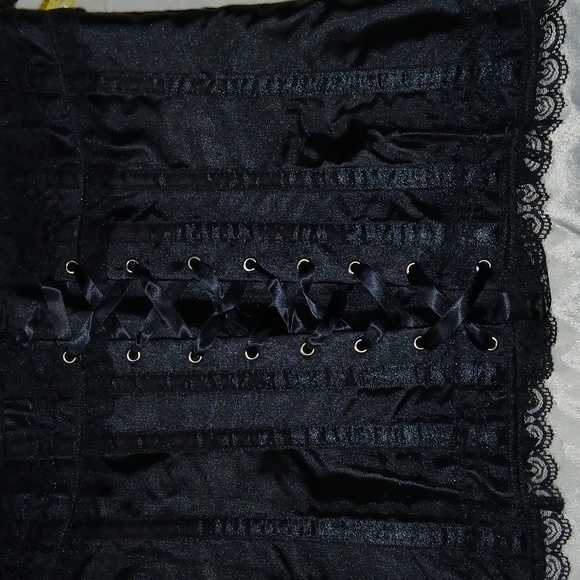 Black Lace Corset Top - Picture 6 of 15